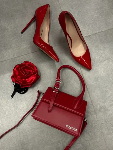 Jacquemus Le Chiquito Moyen Boucle Red